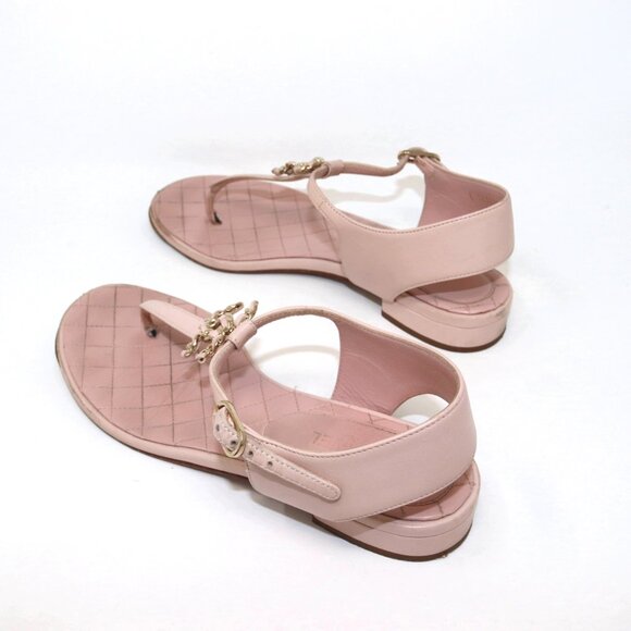 Chanel Quilted Logo 38 Baby Pink Flat T Strap Sandals Chain CC Logo - Picture 4 of 12